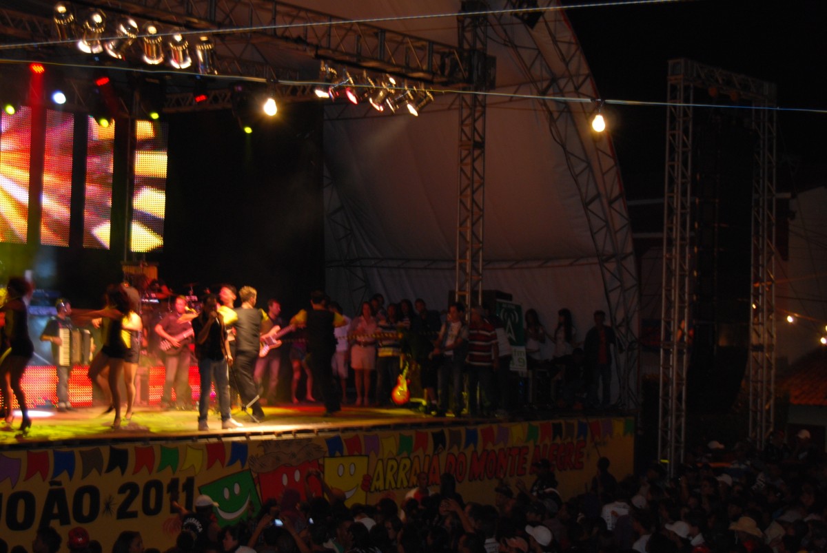 File:MuGlobe-1446691b43a8e7e8.jpg